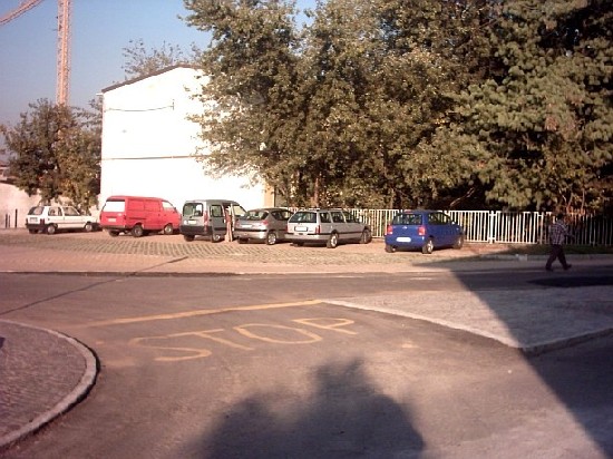 immagine parziale del parcheggio di Via Stra Meda