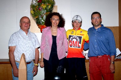 foto della premiazione della gara ciclistica